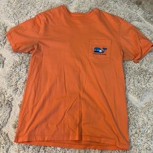 Vineyard Vines T-shirt size small like new